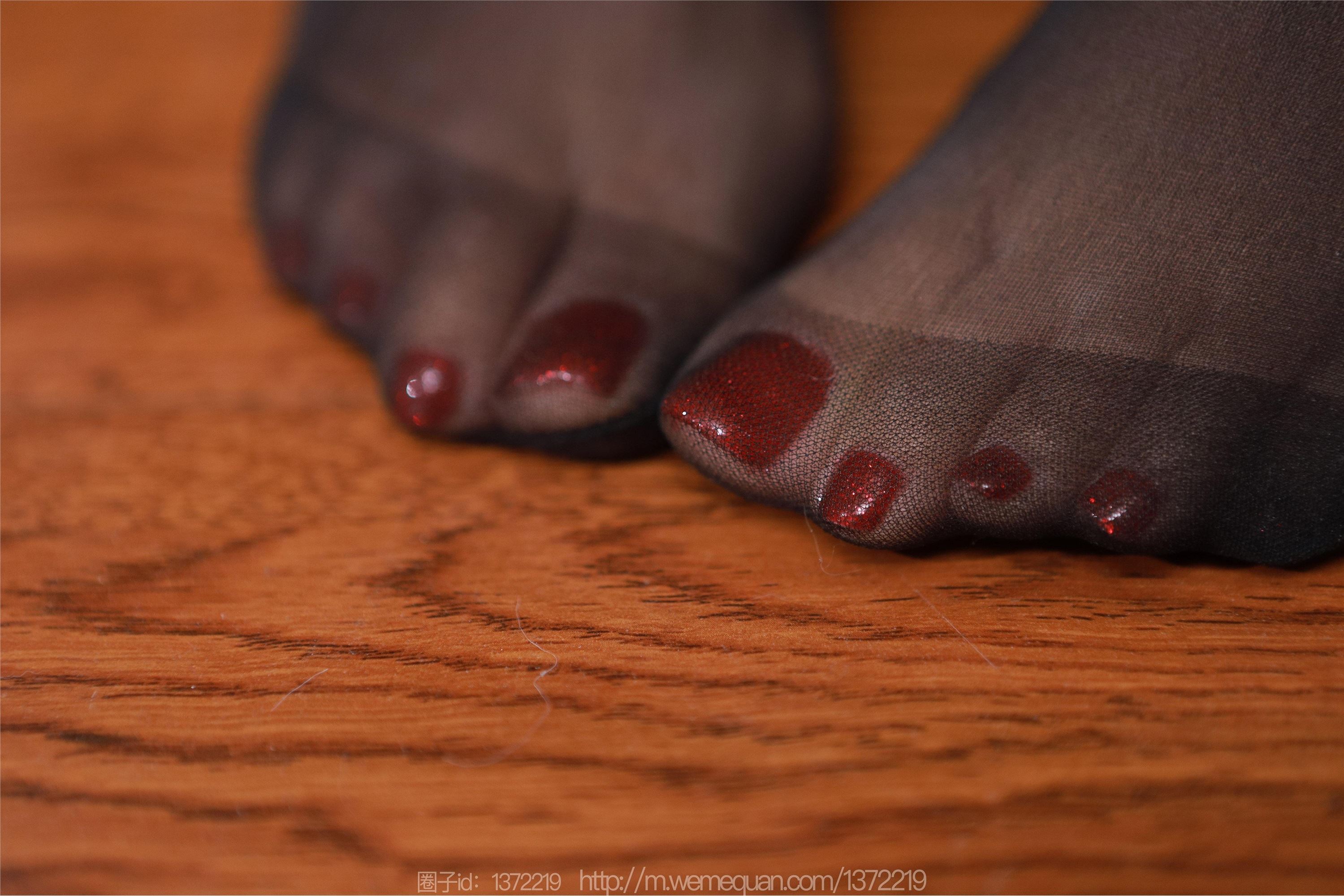 IESS异思趣向  2023.01.13 丝享家 1328 美子《红内高跟鞋》